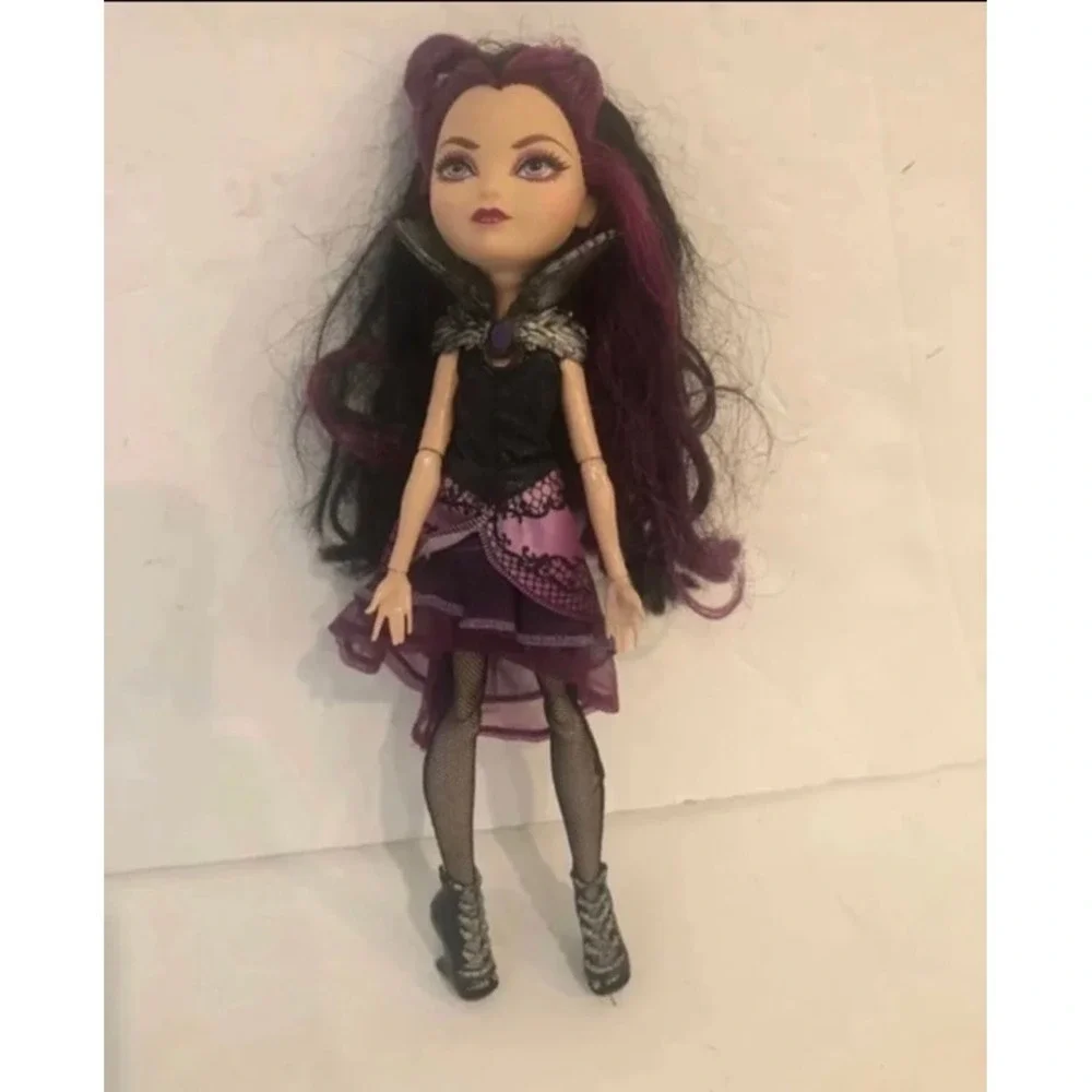 Raven‎ Queen Ever After High Doll